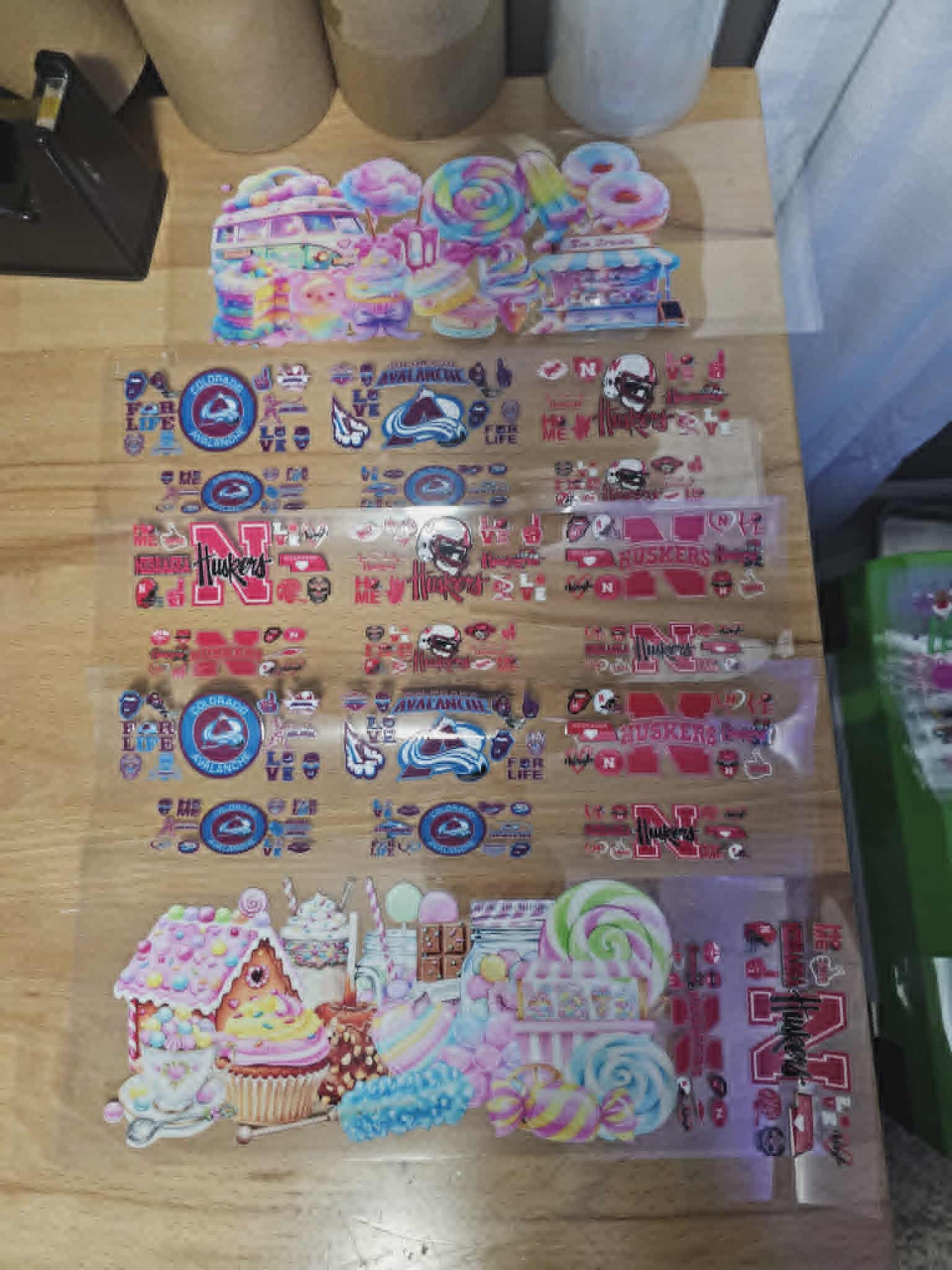 22 colored UVDTF decals